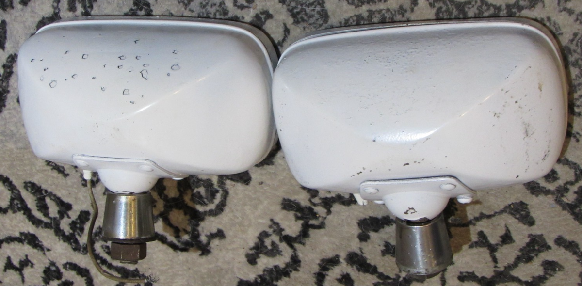 Vintage Pair of Fog Lights Aris # 1049/SAE F3 Original From Japan