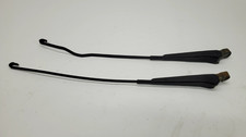Mercedes W126  Wischerarme Scheibenwischerarme  vorne links & rechts  (00)