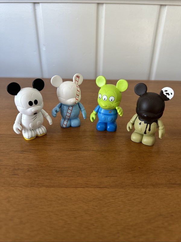 Disney World Disneyland Vinylmation Figures Lot of 4