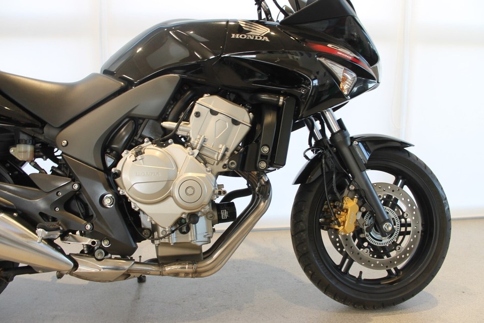 Honda cbf 600 sa