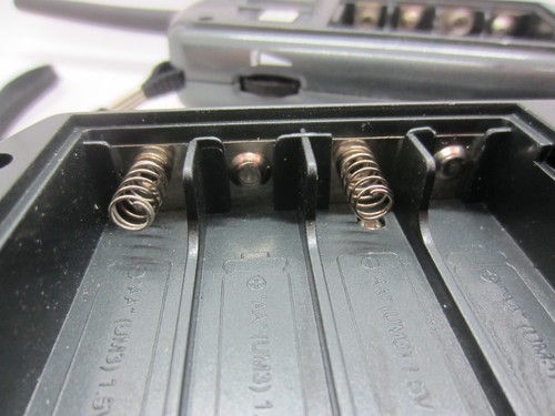 2X LOUD CLEAR TEXT n TALK Walkie Talkies 200 TOY-KT LONG GANG 2009 AS-IS READ!! - Zdjęcie 20 z 22