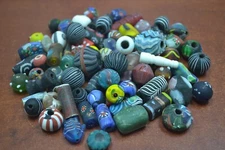 200 PCS ASSOR MIX LAMPWORK GLASS GLASS BEADING BEADS 3 LBS