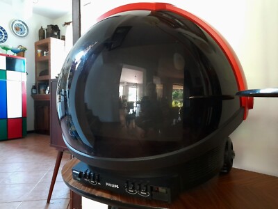 Philips Discoverer Gaming TV | Space Age Design | Italy