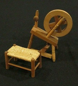 dollhouse spinning wheel