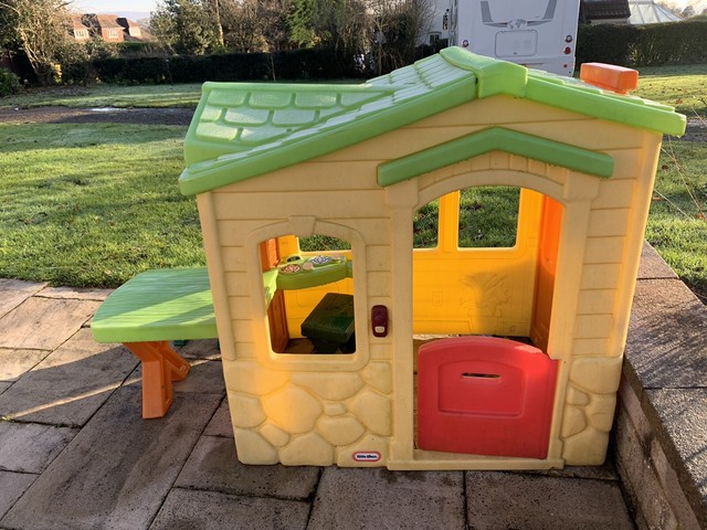 picnic on the patio playhouse