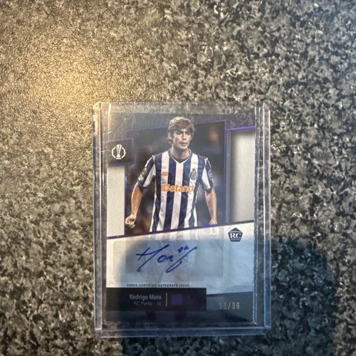 Topps UCC Museum 2025 - Auto - Rodrigo Mora / 99 - FC Porto Rookie