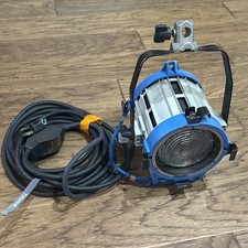 ARRI 650 Plus 650W Fresnel Tunsten Studio Light TESTED Works Free Shipping