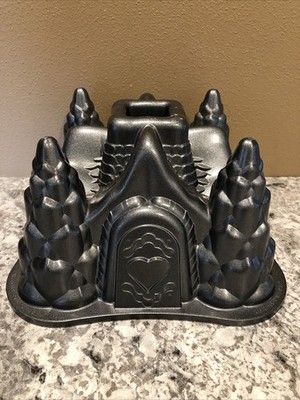 Nordic Ware 10 Cup  2.6 Liter Fairytale Cottage Bundt Pan