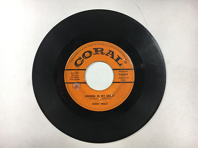 Buddy Holly 45 rpm Coral label It Doesnt Matter Anymore Raining in my heart