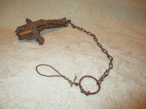 Rustic~Primitive Small Animal Snare/Trap~7.0" x 4.0" x 2.25"~Rusty - Picture 3 of 9