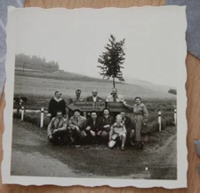 Photo 1956 Odenwald signpost Heppenheim 24km Rimbach 11km Waldmichelbach W22