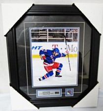 New York Rangers Petr Prucha #25 8X10 Framed Authentic Goal Photo MSG 31
