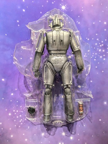 Doctor Who Cyber Leader Cyberleader Cyberman EMP Device & Chestplate 5" Figure - Picture 10 of 16