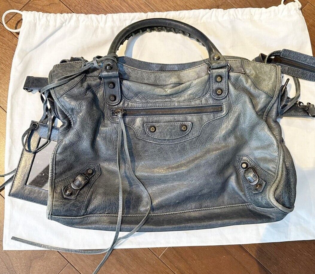Balenciaga The City Handbag 2-Way Shoulder Bag Navy Leather Balenciaga The City Handbag 2-Way Shoulder Bag Navy Leather