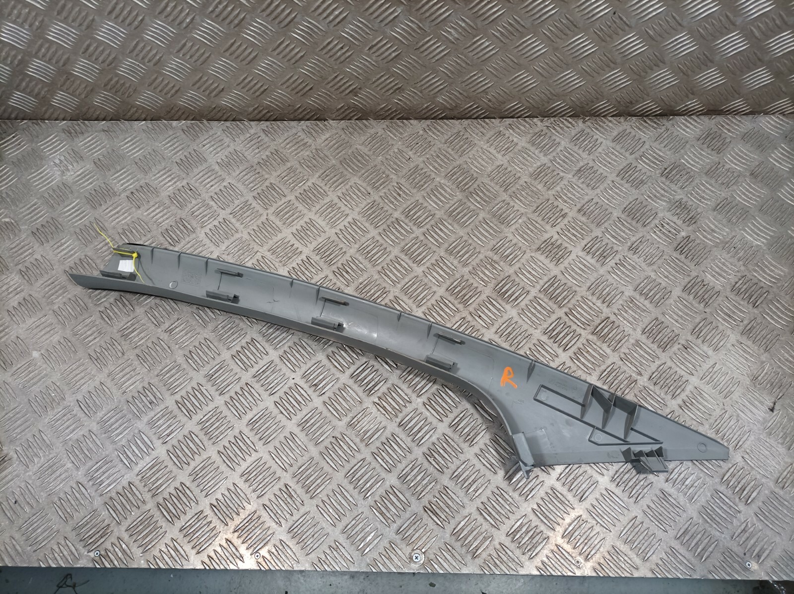 Picture 4 of 5