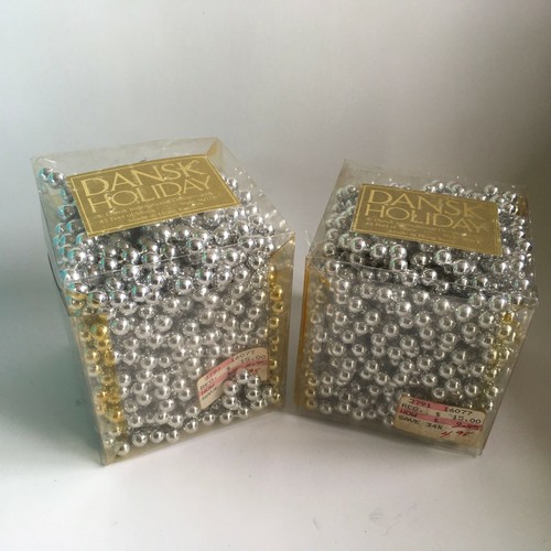 Guirnalda de cuentas de plata vintage Dansk Holiday Christmas 1/4" 2 cajas 45' cada una - Imagen 1 de 6