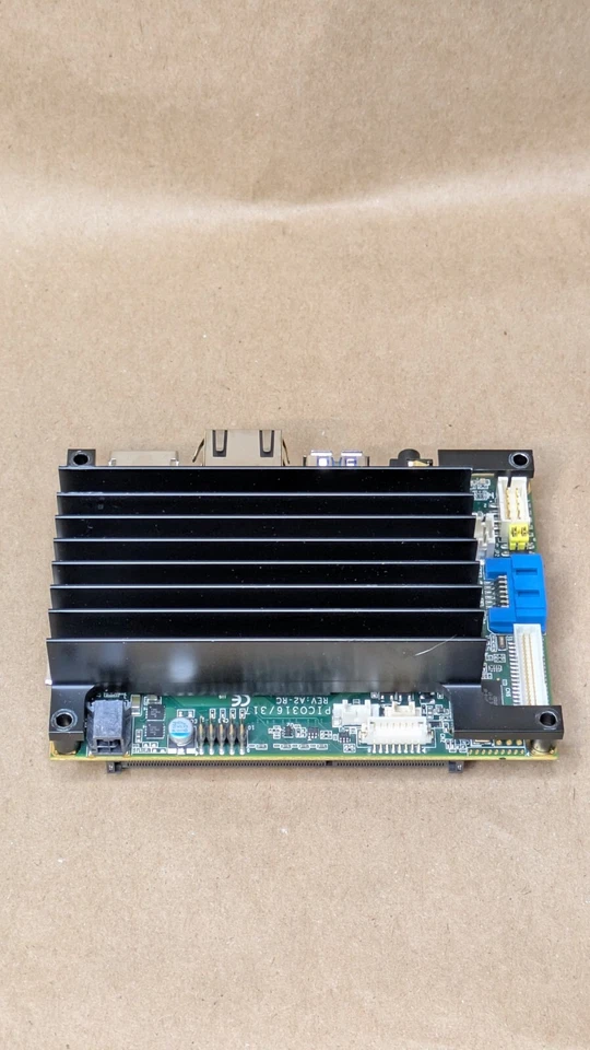 Axiomtek PICO316 Pico-ITX SBC - Intel Apollo-Lake + 8 GB RAM & Heatsink - Image 3 of 4
