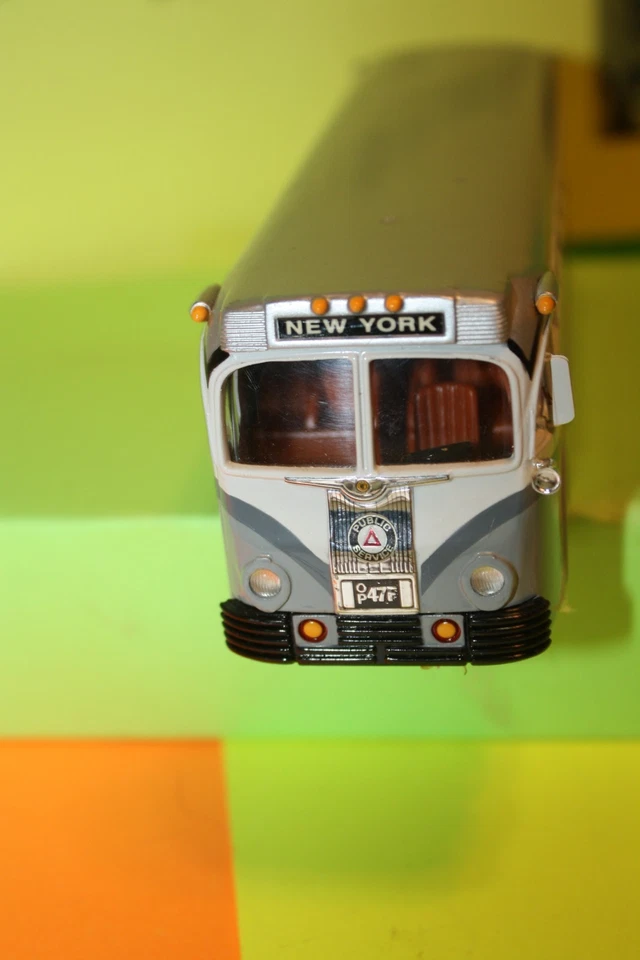 Corgi (Yellow Coach) 743 8" New York-Lakewood-Atlantic City #7102 - Image 3 of 4