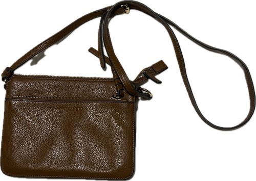Borsa a tracolla Vince Camuto in pelle marrone - Foto 2 di 9