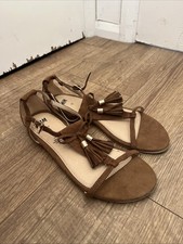 Sandals Size 4