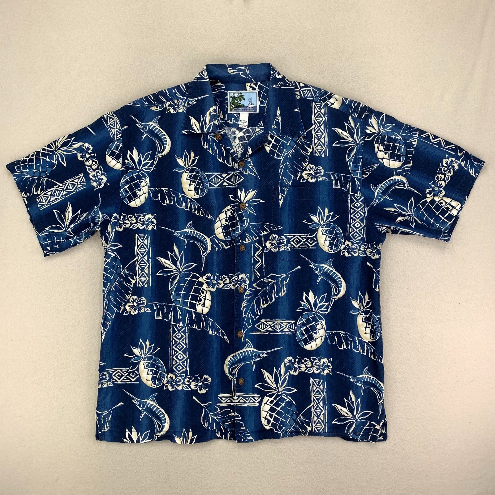 AFTCO Bluewater Camp Shirt Mens Blue Pineapple Swordfish AOP Aloha USA Rayon