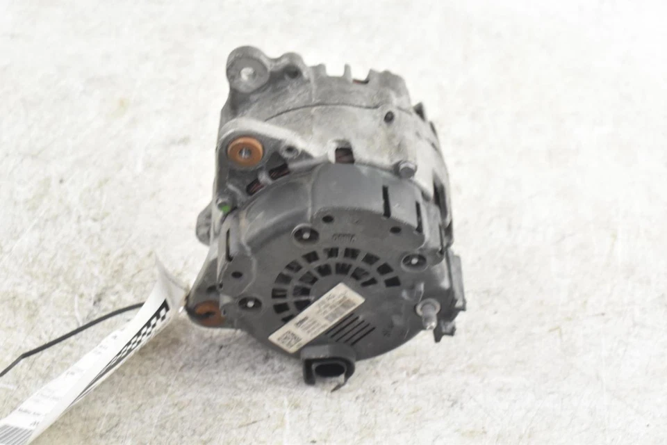 Alternador Audi Q7 2015 3,0 L usado OEM 87.000 millas C25774 Foto 3 de 4