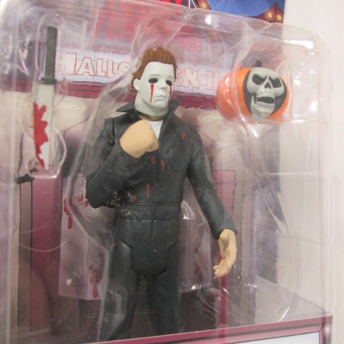 NECA Toony Terrors Michael Myers personaggio film Halloween - Foto 2 di 5
