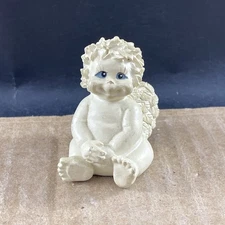 Dreamsicles Sitting Angel Figurine, Combine SHIP $1.99