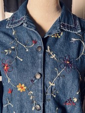 Vtg Blue Jean Shirt Jacket Floral Embroidery Womens Small Petite CottageCore