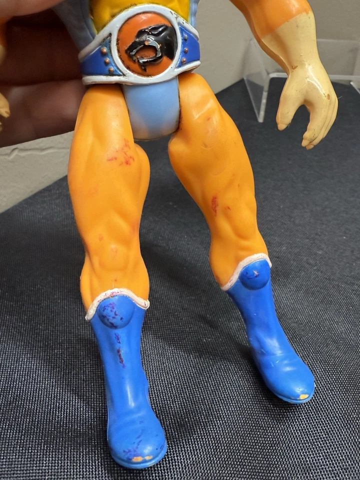 Игрушечная экшн-фигурка Lion-O - винтаж 1985 LJN Telepix ThunderCats 7 дюймов - Изображение 3 из 4
