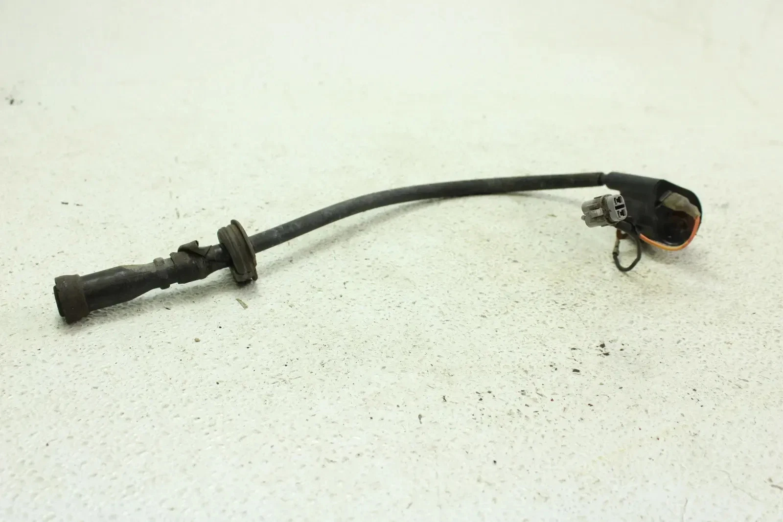 2004 Yamaha Grizzly 660 OEM Ignition Coil 3KJ-82310-13-00 B4462