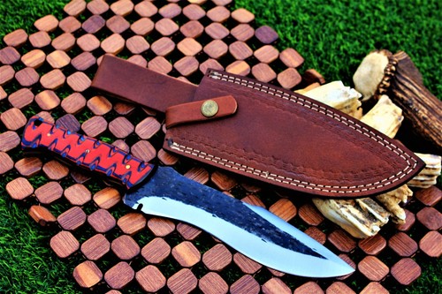 Custom Handmade High Carbon Steel Hunting/Bowie Knife Wood Handle With Sheath