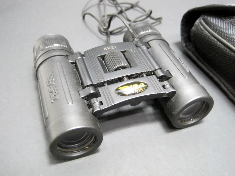 BSA Optics Compact Binoculars W/ Case 8x21 - Image 2 of 4