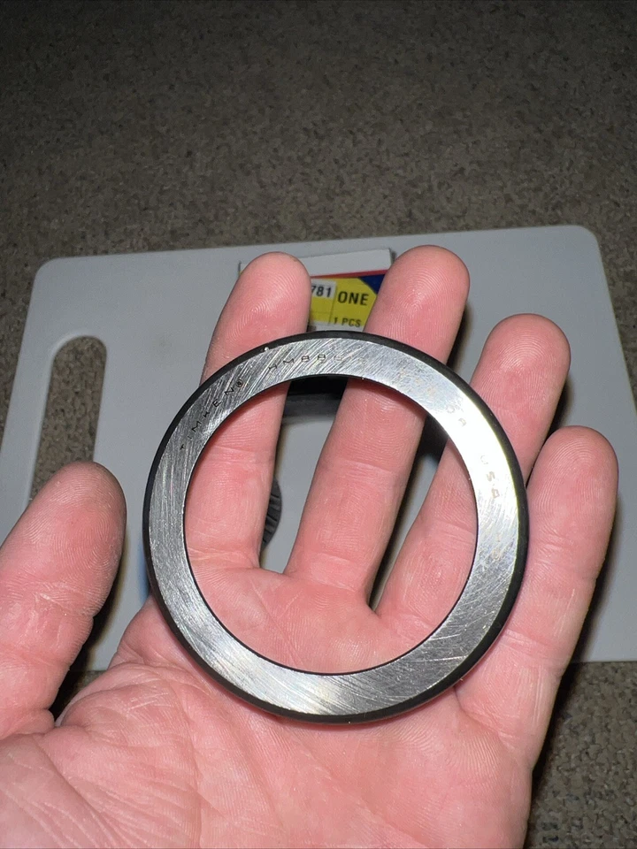 Genuine GM Front Differential Drive Pinion Gear Outer Bearing 09417781 - Image 3 of 4