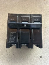CHALLENGER CIRCUIT BREAKER 3 POLES/ 15 AMPS C315