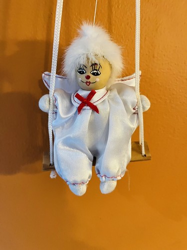 Vintage Mini Hand Painted Angel Porcelain Faced Doll On Wood Swing Lidco NWT - Picture 4 of 8