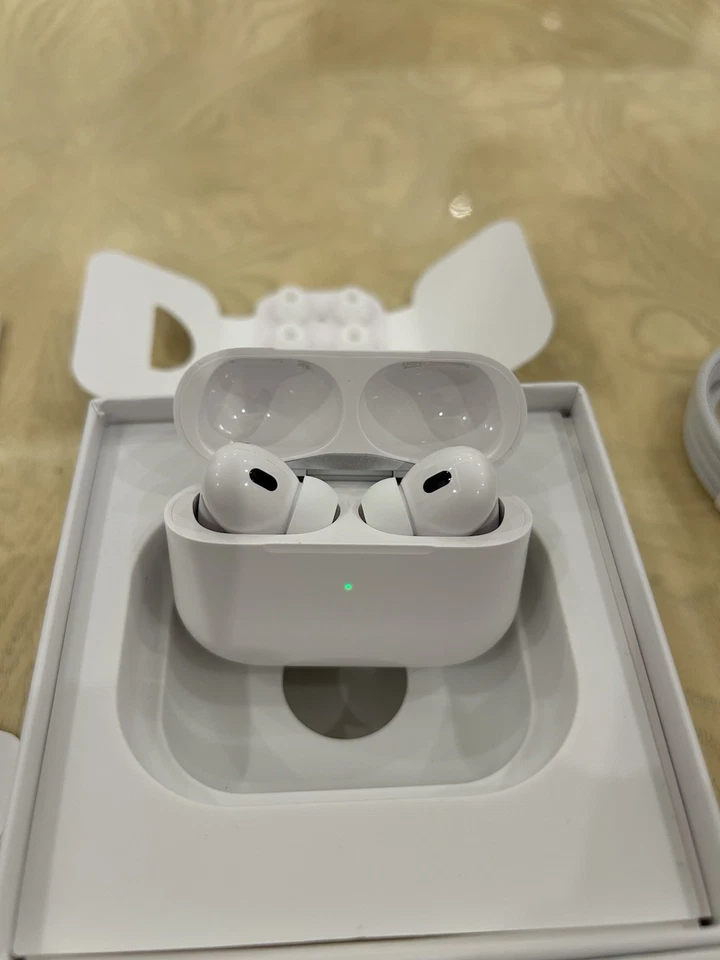 Apple AirPods Pro Bluetooth In-Ear-Kopfhörer, Weiß, 2. - Bild 3 von 4