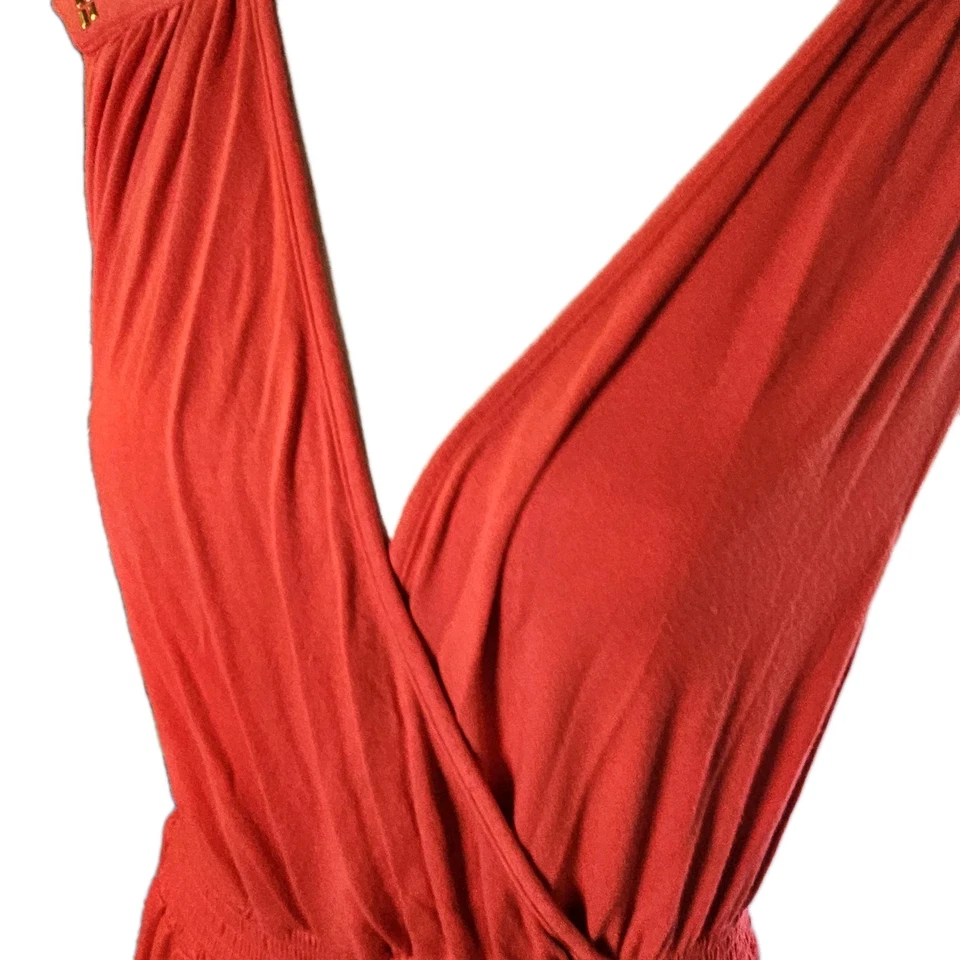 Vestido para mujer Kardashian Kollection rojo cuello en V profundo talla L Foto 3 de 4