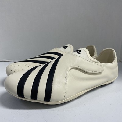 Adidas Pharrell Vario Flat Earther Core White KI7668 Size 10 Men Low Profile