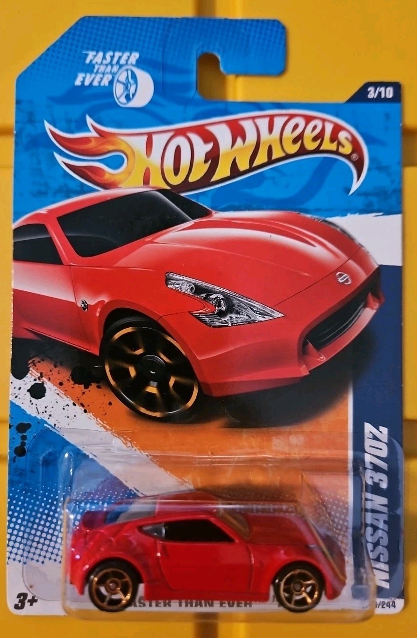 2011 Hot Wheels Faster Than Ever '11 Nissan 370Z Red HTF! Licensed Casting NIB