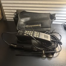 VINTAGE MOTOROLA BRICK/BAG PHONE IN CASE CELLULAR TELEPHONE