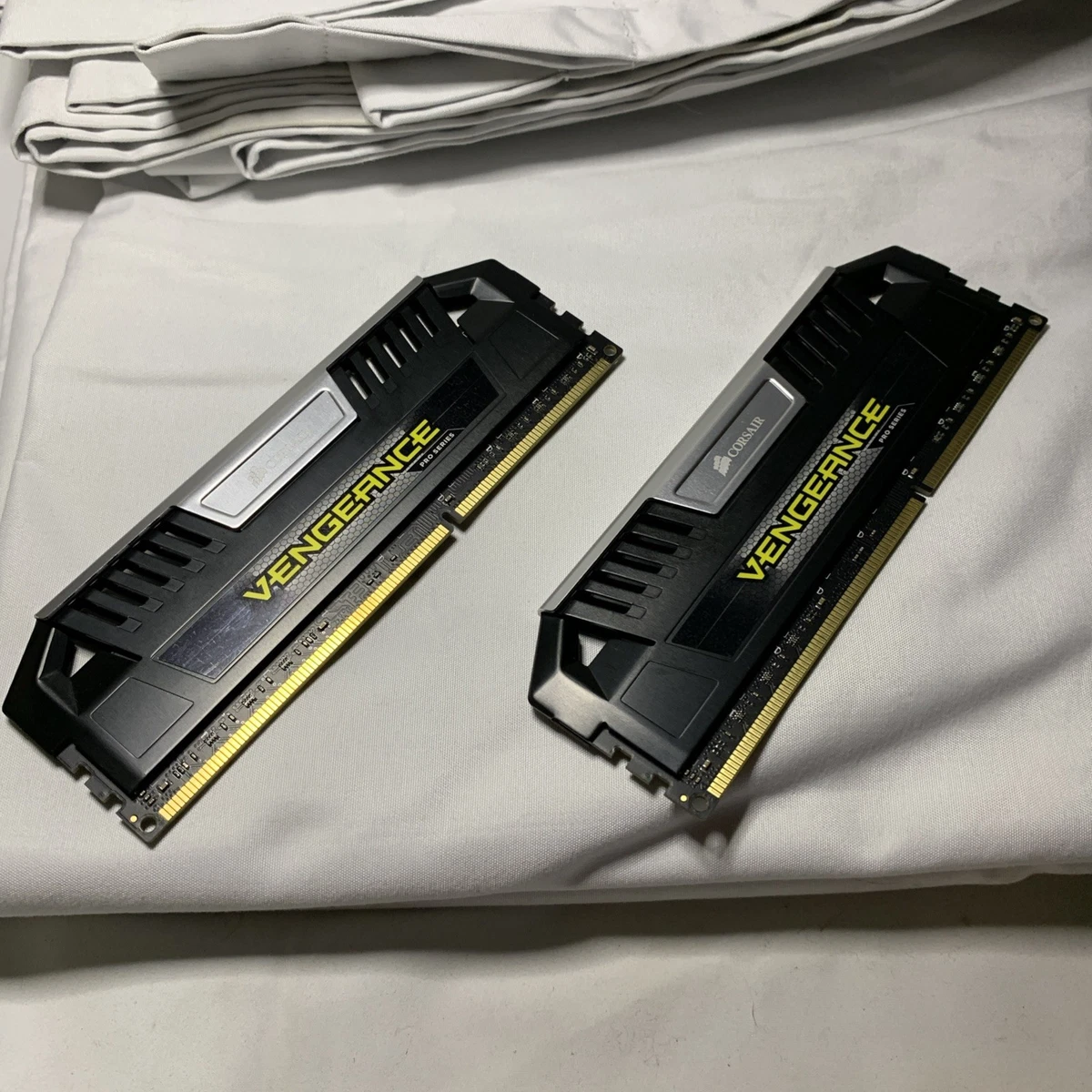 Preços baixos em PC3-17000 (DDR3-2133) velocidade de Barramento de