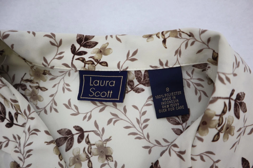 Blusa para mujer Laura Scott talla 8 beige estampado floral manga larga con botones Foto 4 de 4