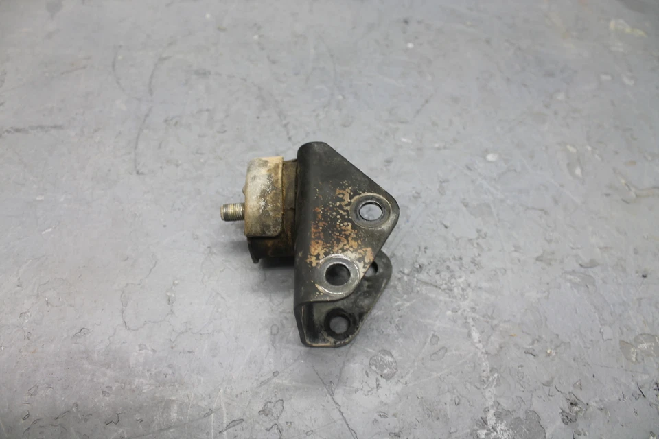 1986 YAMAHA VIRAGO 700 ENGINE MOTOR MOUNT STAY BRACKETS - Image 4 of 4