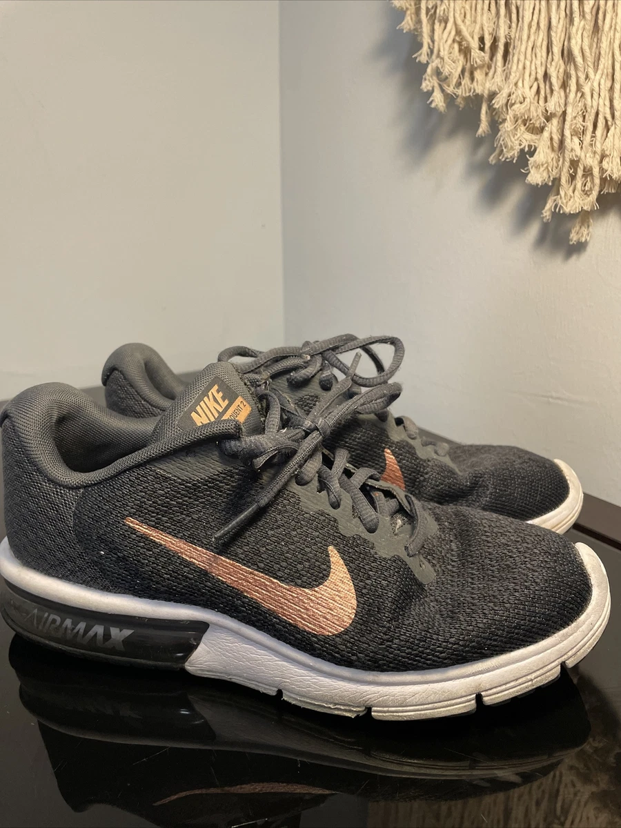 Geven niveau Oh Nike Air Max Sequent 2 Womens running shoes size 7.5 Gold metallic/black |  eBay