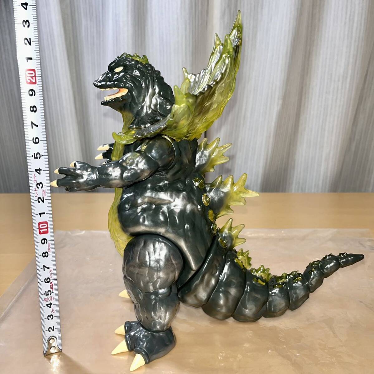 Bull Mark Seismic Toys Jirahs Ultraman Sofvi Godzilla Marusan Figure Graveyard Bull Mark Seismic Toys Jirahs Ultraman Sofvi Godzilla Marusan Figure Graveyard
