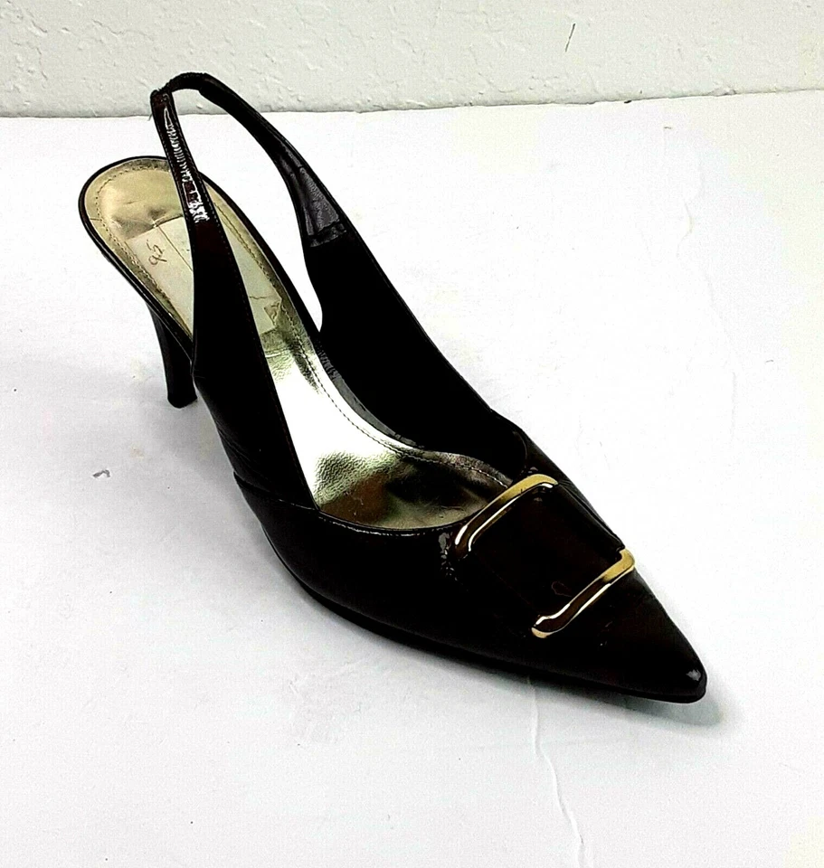 Zapatos de mujer Alfani talla 9,5 marrón charol punta punta tacón alto con tira trasera  Foto 2 de 4
