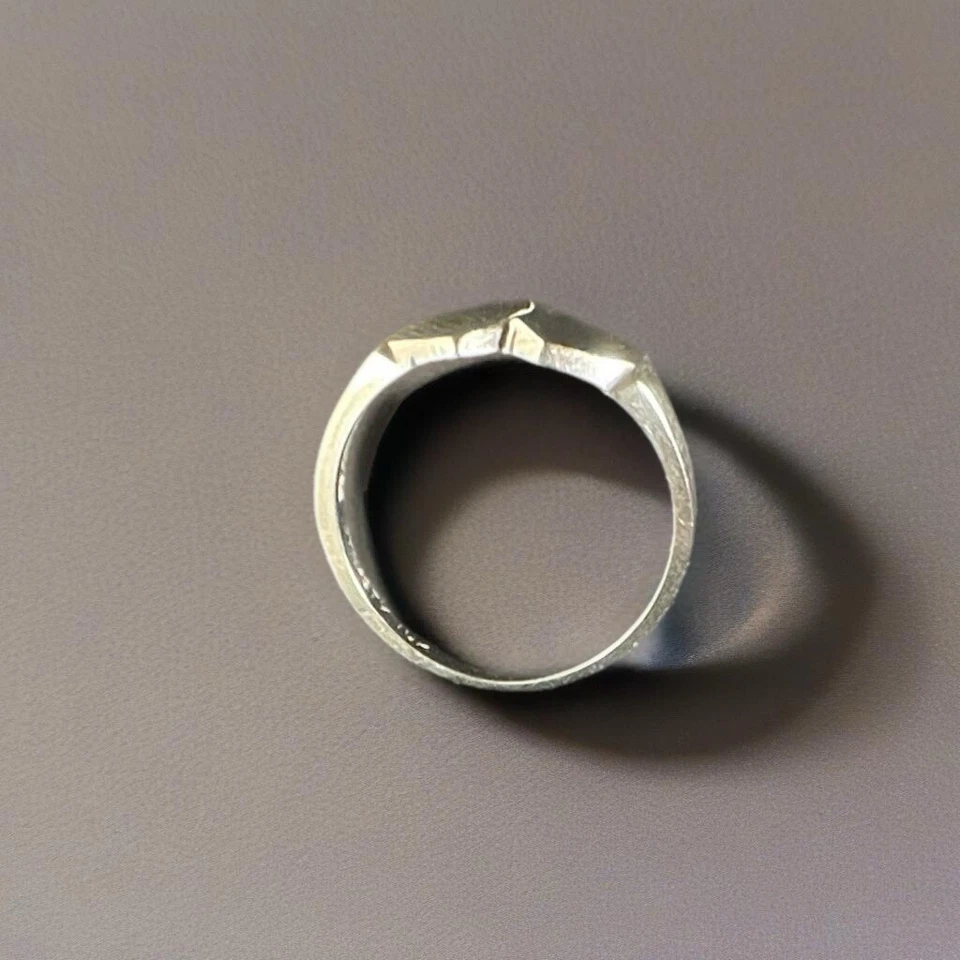 10K Solid White Gold Double Heart Signet Love Ring Size 5 Resize or Engrave Ask - Image 4 of 4