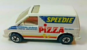 hot wheels pizza van