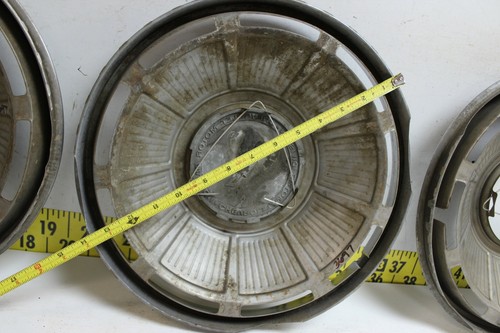 Used OEM GM Set of 3 15" Hub Caps Wheel Covers 1969 Pass. Van (3697) - Picture 7 of 7